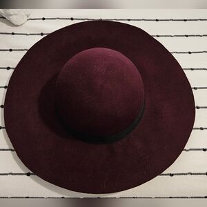 Aerie burgundy hat